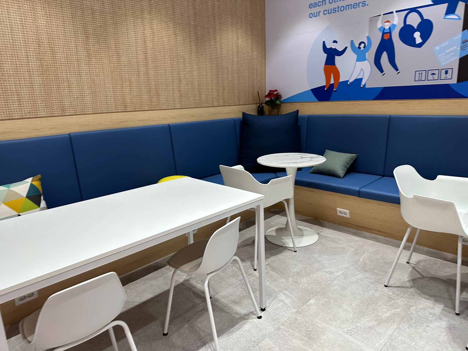 창원 진해구 상가청소 시공 사진